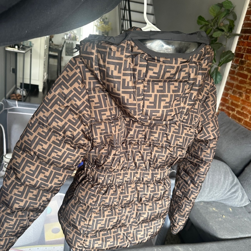 Fendi Women's Black and Brown Monogram Puffer Jacket - Picture 7 of 8